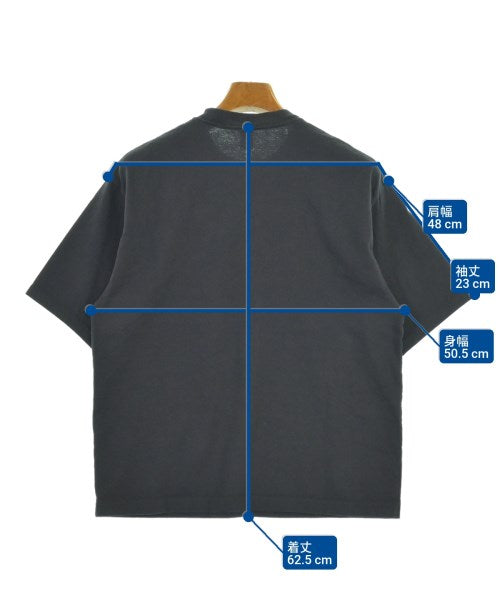 LE เสื้อยืด/เสื้อท็อปส์