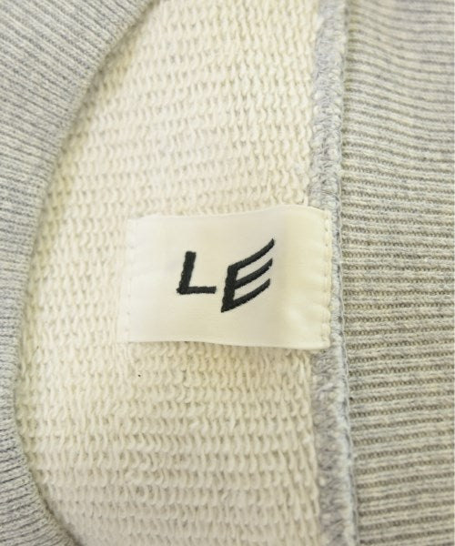 LE เสื้อสเวตเตอร์