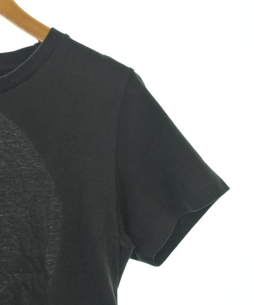 LE เสื้อยืด/เสื้อท็อปส์