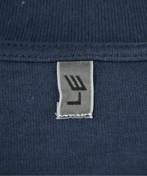 LE เสื้อยืด/เสื้อท็อปส์