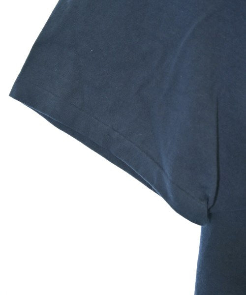 LE เสื้อยืด/เสื้อท็อปส์