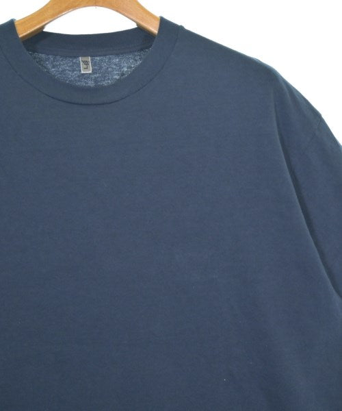LE เสื้อยืด/เสื้อท็อปส์