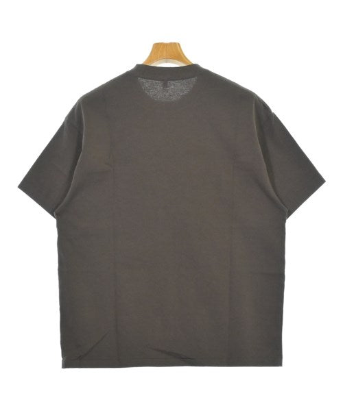 LE เสื้อยืด/เสื้อท็อปส์