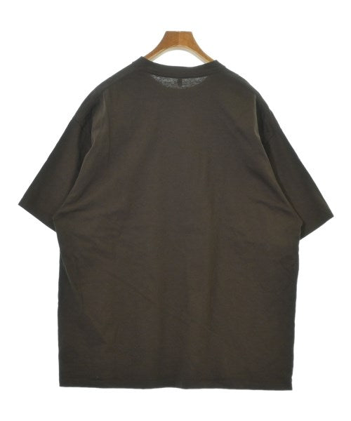 LE เสื้อยืด/เสื้อท็อปส์