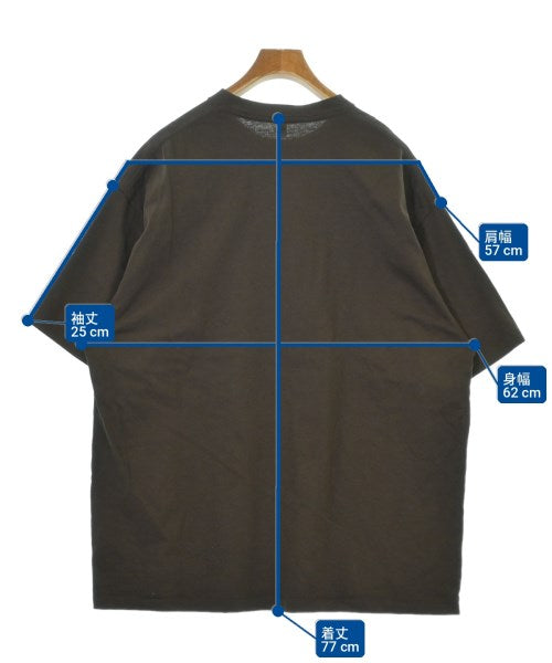 LE เสื้อยืด/เสื้อท็อปส์