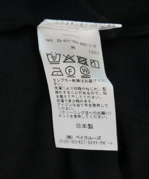 LE เสื้อยืด/เสื้อท็อปส์