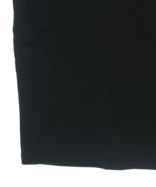 LE เสื้อยืด/เสื้อท็อปส์