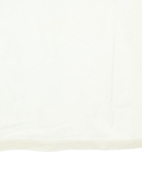 LE เสื้อยืด/เสื้อท็อปส์