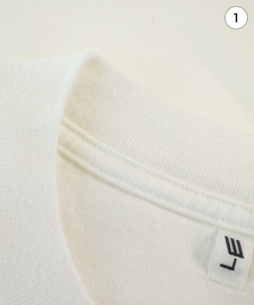 LE เสื้อยืด/เสื้อท็อปส์