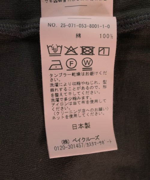 LE เสื้อยืด/เสื้อท็อปส์