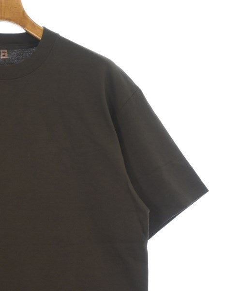 LE เสื้อยืด/เสื้อท็อปส์