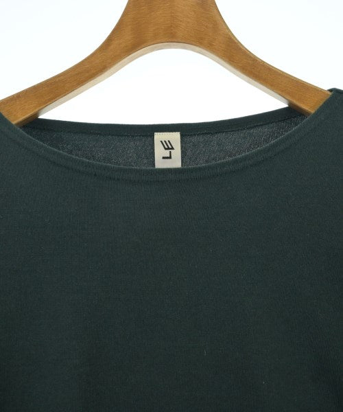 LE เสื้อยืด/เสื้อท็อปส์