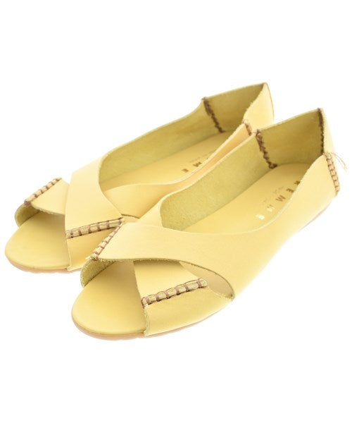 REMME รองเท้าส้นสูง