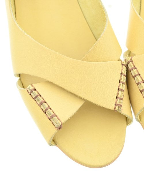 REMME รองเท้าส้นสูง