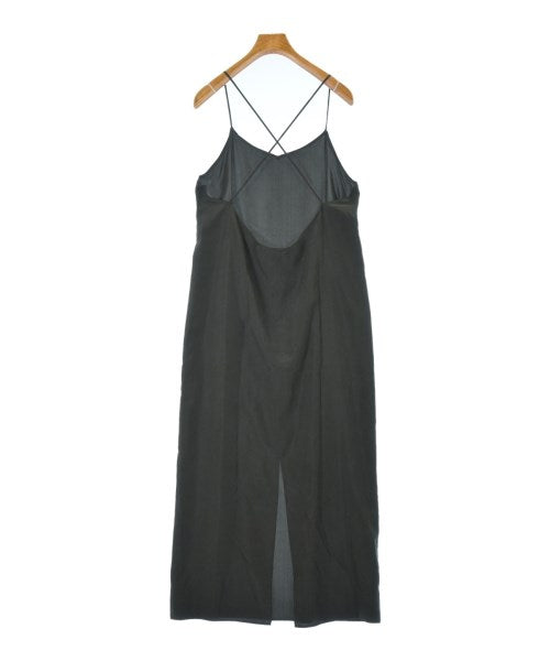 Mature Framework ชุดเดรส