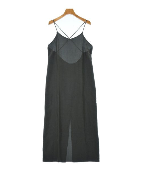 Mature Framework ชุดเดรส