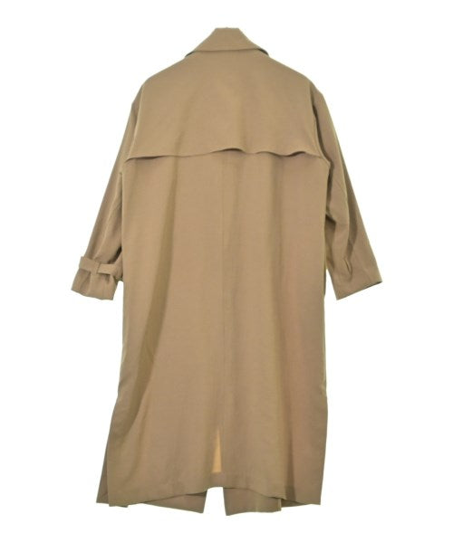 F by ROSSO เสื้อกันฝน