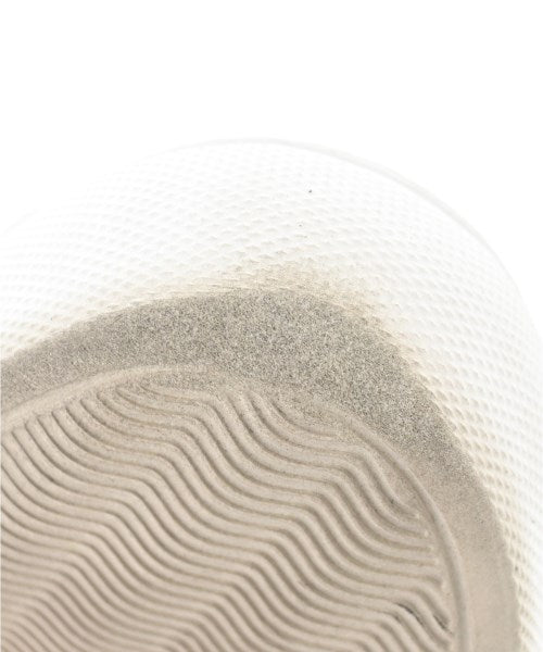 vingtrois รองเท้าผ้าใบ