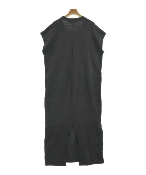 CALUX ชุดเดรส