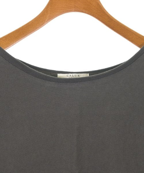 CALUX เสื้อยืด/เสื้อท็อปส์