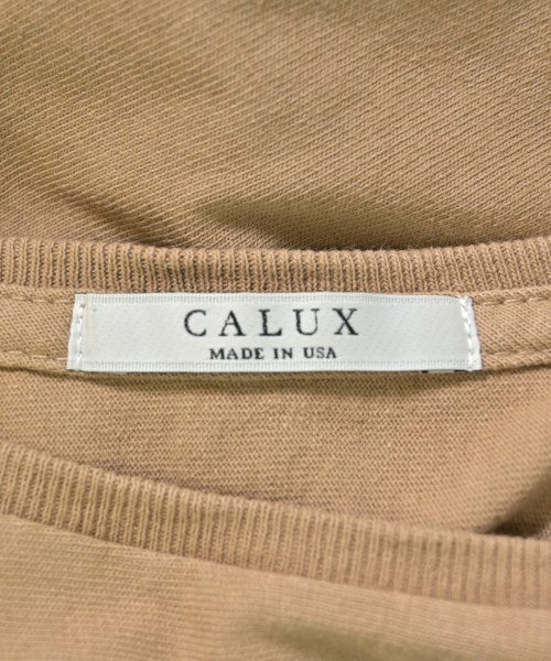 CALUX เสื้อยืด/เสื้อท็อปส์