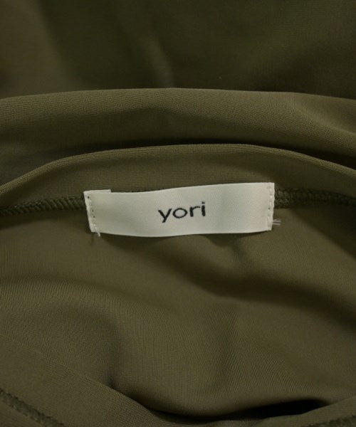 yori เสื้อยืด/เสื้อท็อปส์