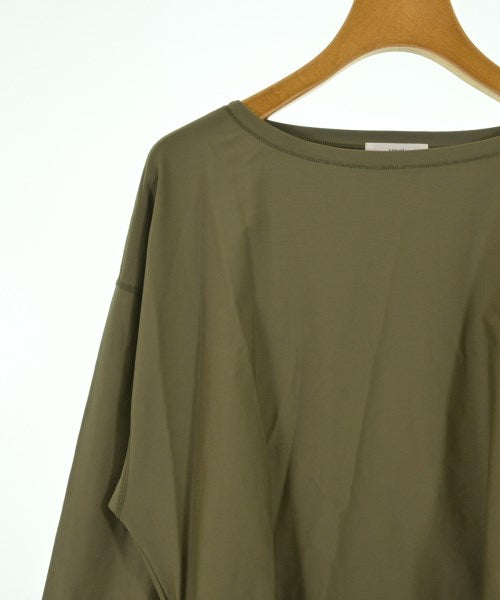 yori เสื้อยืด/เสื้อท็อปส์