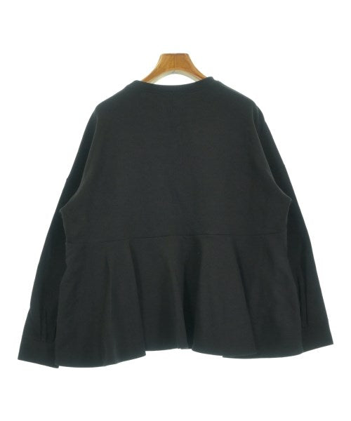 yori เสื้อยืด/เสื้อท็อปส์