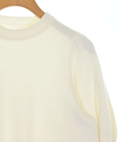 yori เสื้อกันหนาว
