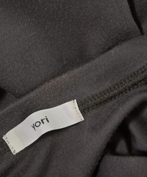 yori เสื้อยืด/เสื้อท็อปส์