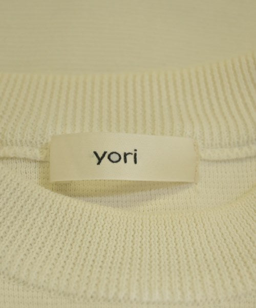 yori เสื้อกันหนาว