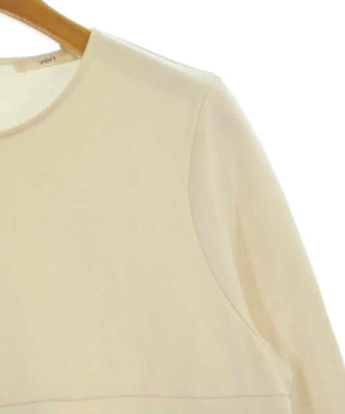 yori เสื้อยืด/เสื้อท็อปส์