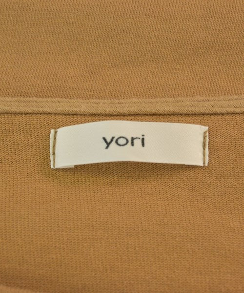 yori เสื้อยืด/เสื้อท็อปส์
