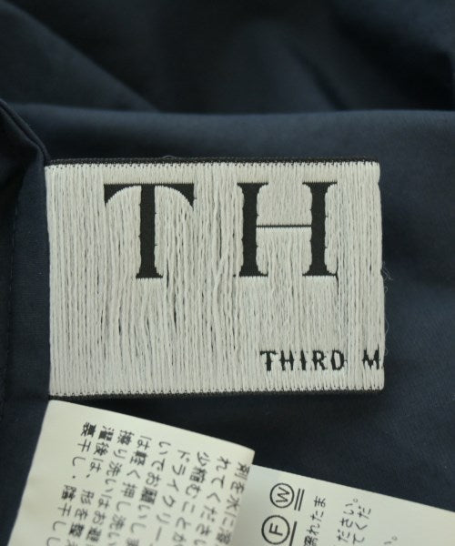 THIRD MAGAZINE เสื้อสตรี