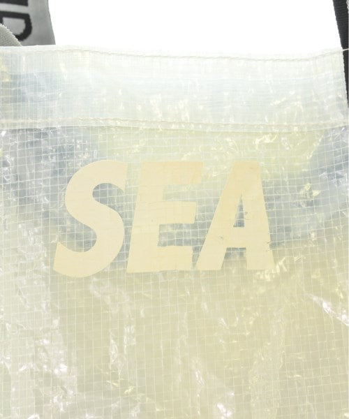 WIND AND SEA กระเป๋าถือขนาดใหญ่