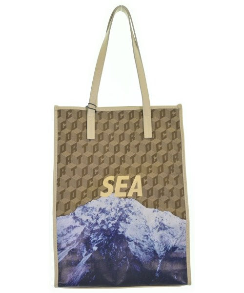 WIND AND SEA กระเป๋าถือขนาดใหญ่