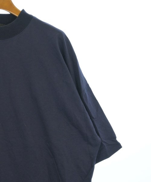 CABaN เสื้อยืด/เสื้อท็อปส์