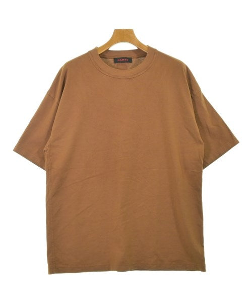 CABaN เสื้อยืด/เสื้อท็อปส์