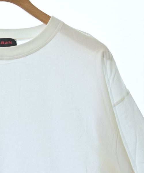 CABaN เสื้อยืด/เสื้อท็อปส์