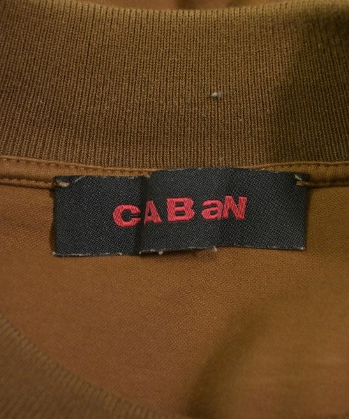 CABaN เสื้อยืด/เสื้อท็อปส์