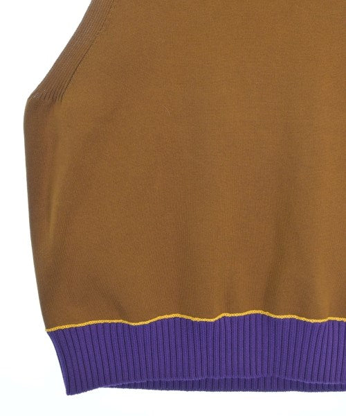 CABaN เสื้อแขนกุด