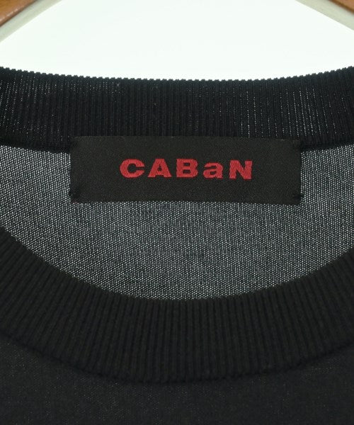 CABaN เสื้อยืด/เสื้อท็อปส์