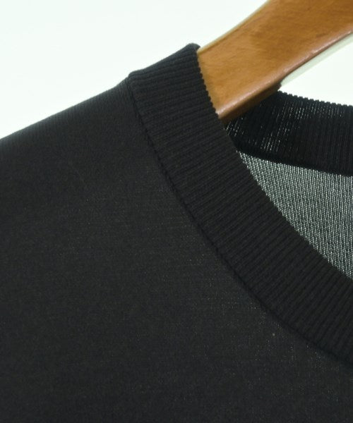 CABaN เสื้อยืด/เสื้อท็อปส์