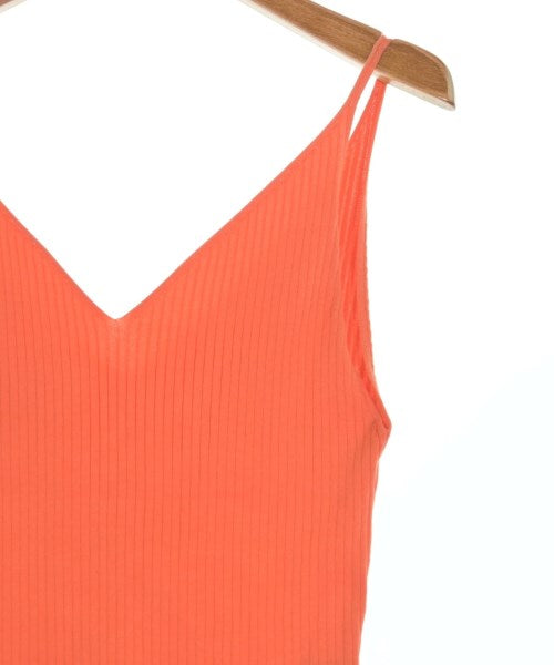 CABaN เสื้อสายเดี่ยว