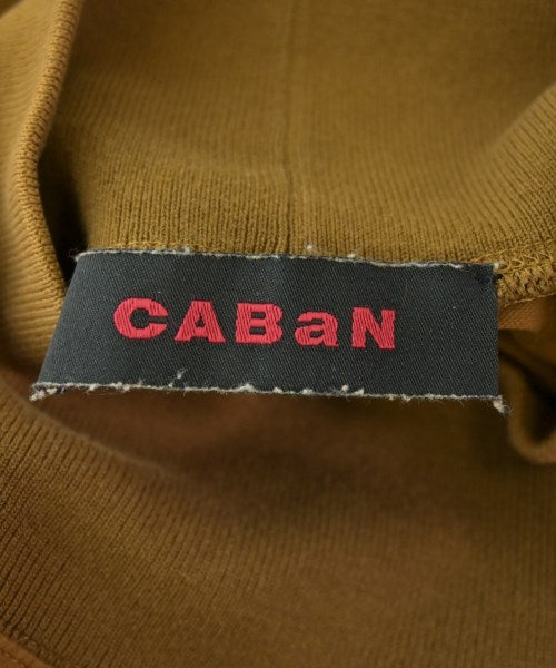 CABaN เสื้อยืด/เสื้อท็อปส์