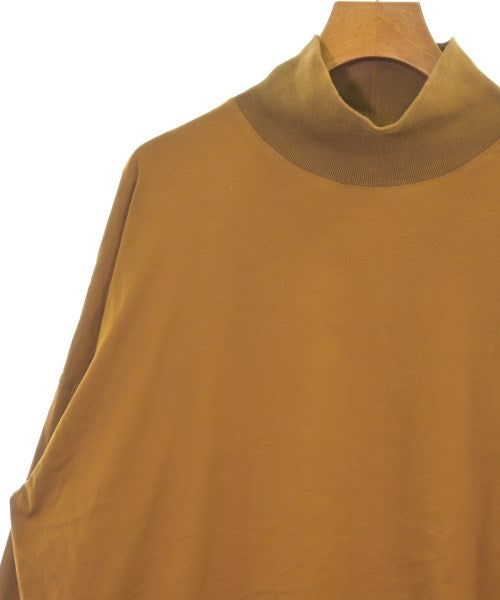 CABaN เสื้อยืด/เสื้อท็อปส์