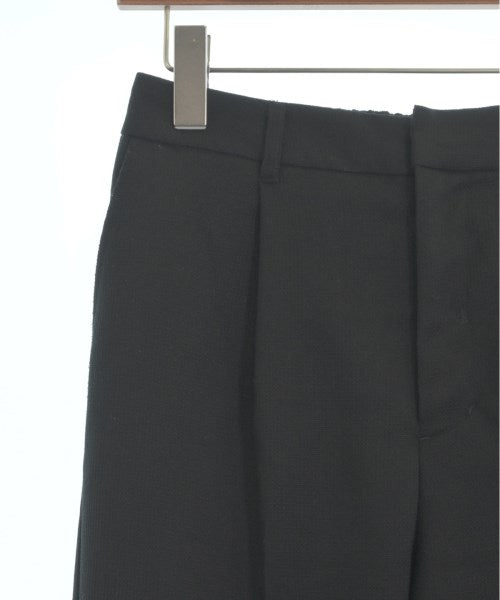 SHIPS any กางเกง อื่น