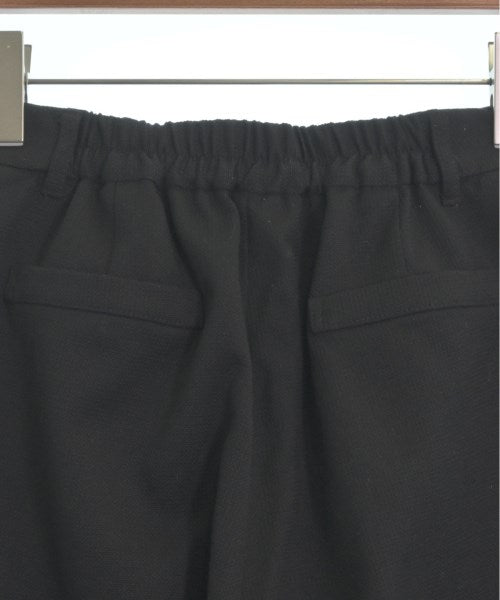 SHIPS any กางเกง อื่น