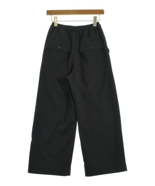 SHIPS any กางเกง อื่น