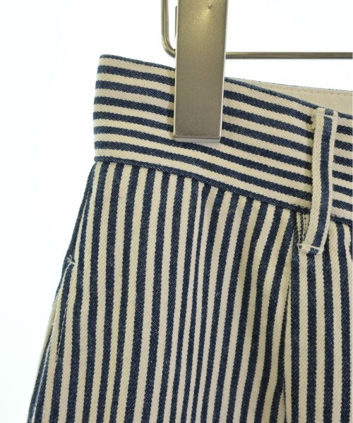 SHIPS any กางเกง อื่น